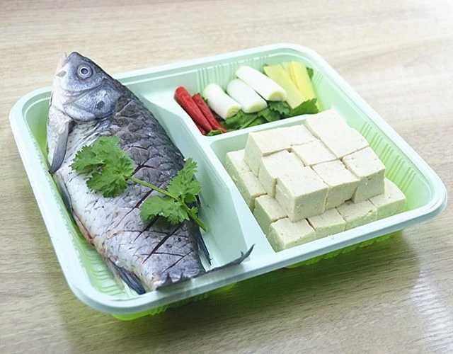 半成品料理盒裝包裝機:食品生產(chǎn)的革新利器